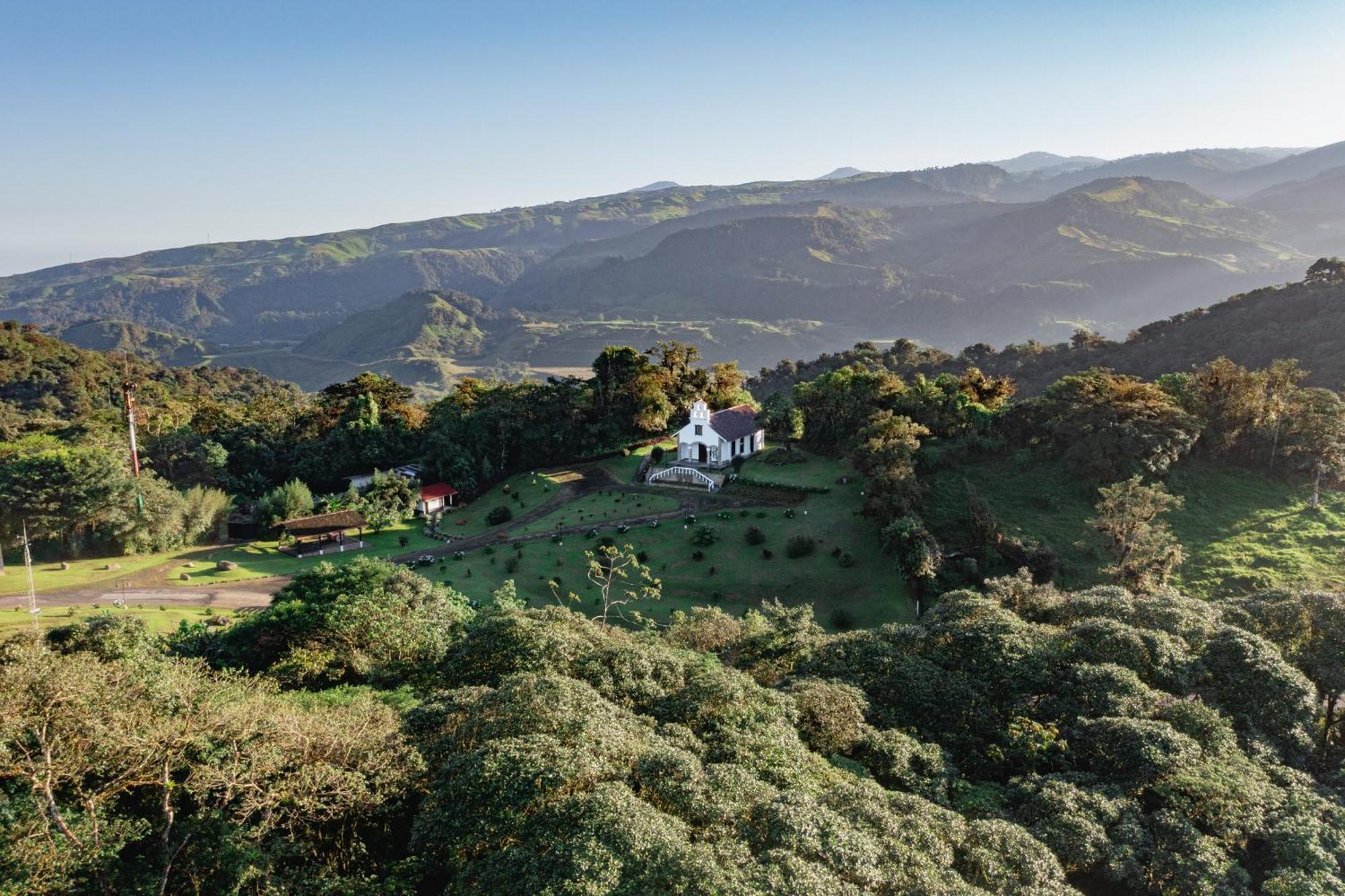Villa Blanca Cloud Forest Hotel & Retreat San Ramón المظهر الخارجي الصورة